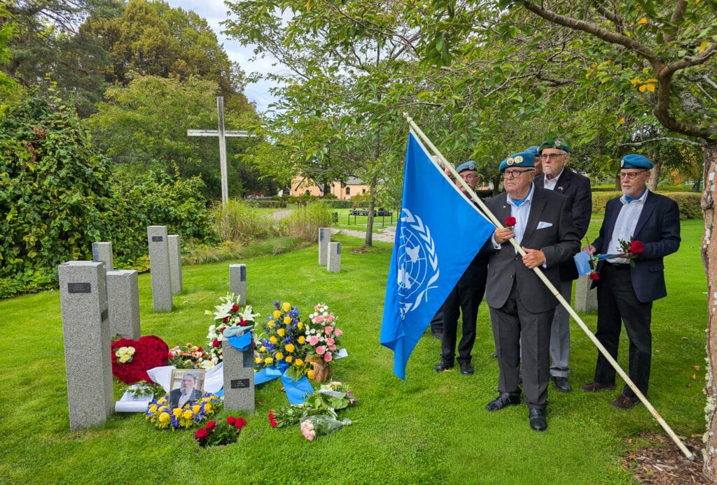 Hedersvakten vid Rolf Nobergs begravning/Leif Jonsson