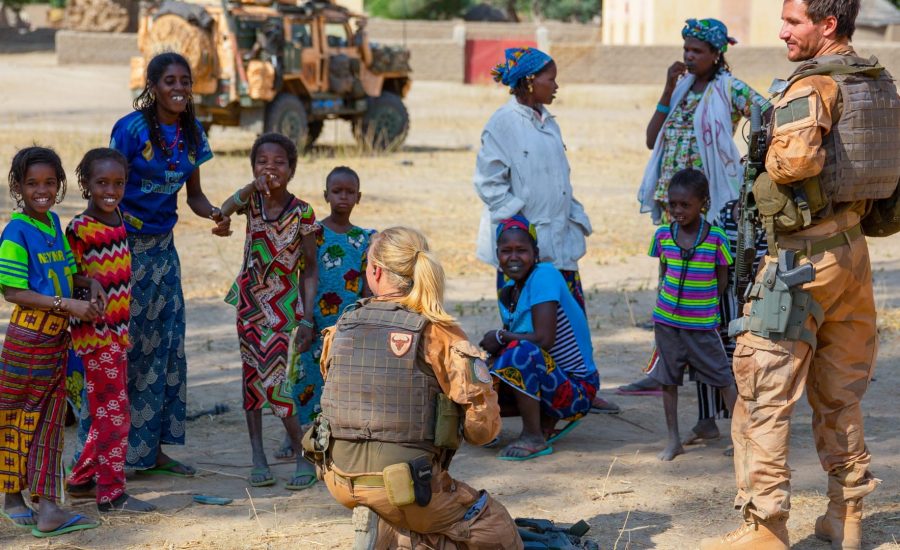 Hur kan vi skapa en veteranpolitik som inkluderar både nya och etablerade utlandsveteraner samt olika insatsformer? Hjälp Veterancentrum att hjälpa!
Foto: Alexander Frövall/Försvarsmakten